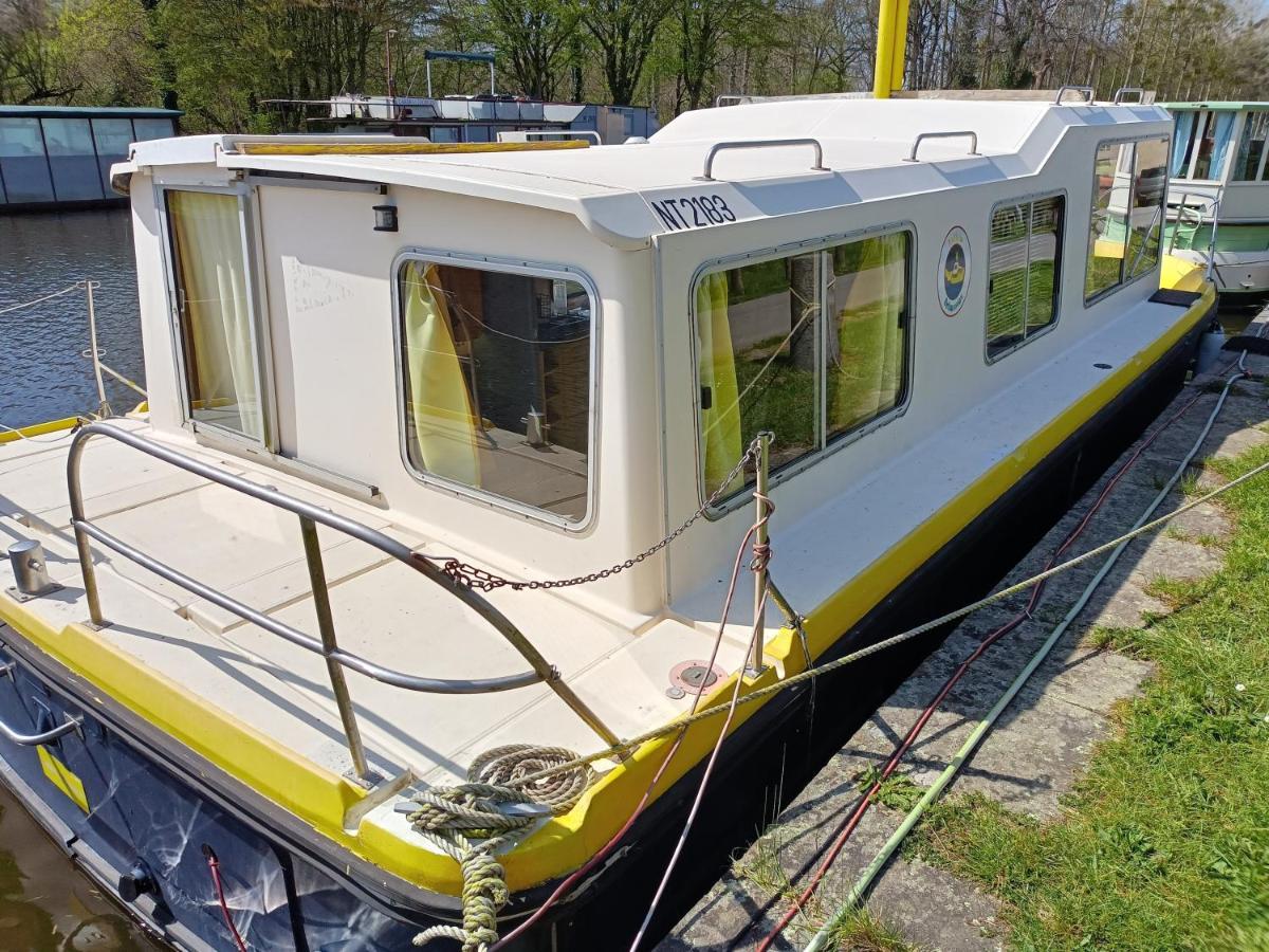 Bed and breakfast Ille Flottante, Hébergements Insolites Sur Le Canal *